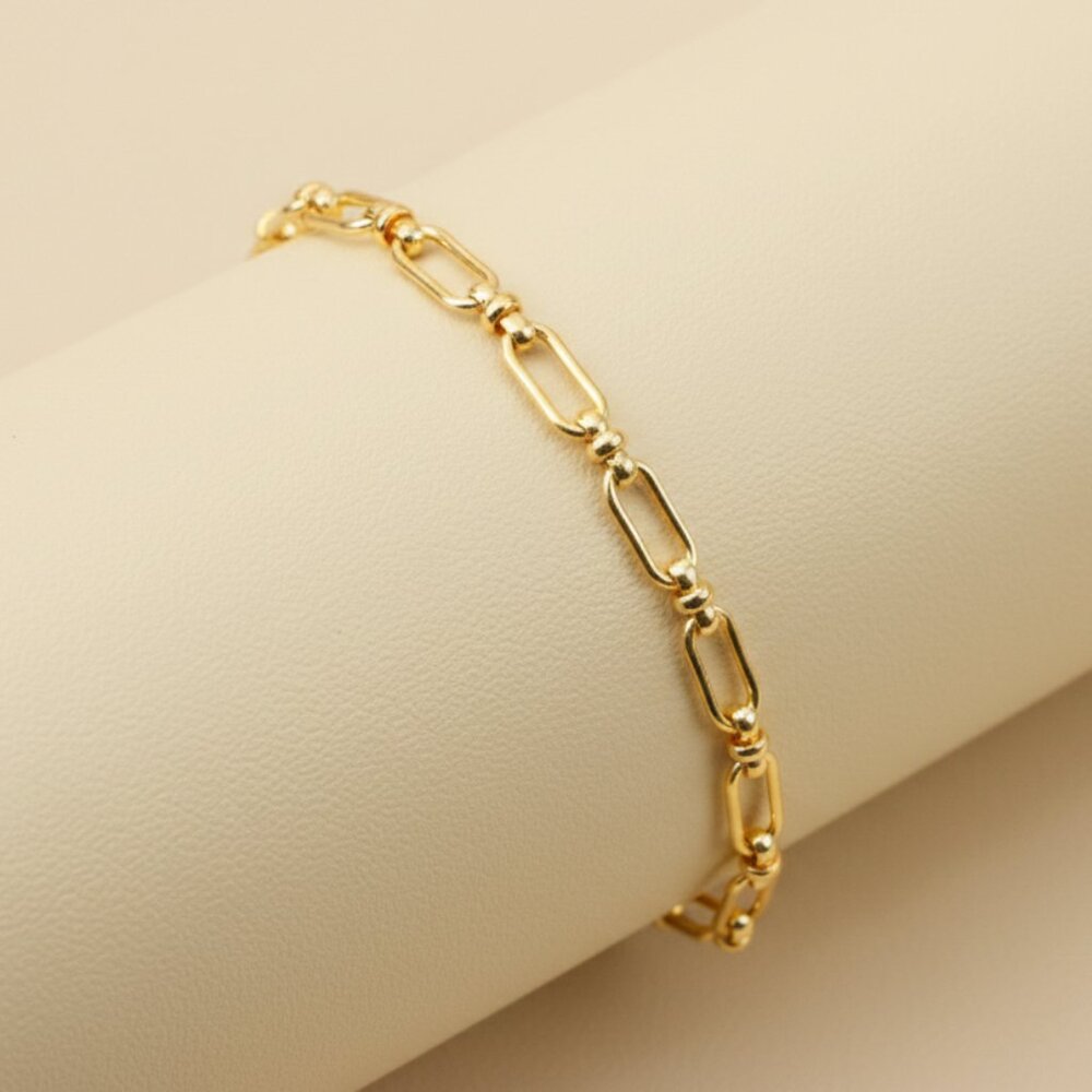 "Trendy Handmade Bracelet – A Thoughtful Gift for Girls & Women | UNVRC1581 - Picture 2 of 4